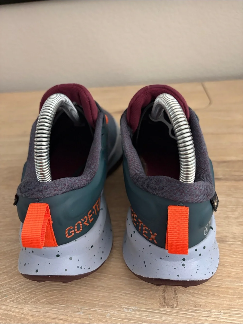 Women’s Nike Juniper Trail 2 Goretex Sneakers
